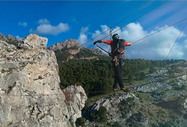 Discover the most adventurous Andalusia through 7 essential via ferratas